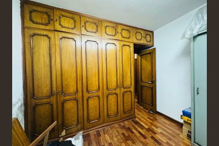 Casa à venda com 401m², 3 quartos e 4 vagas