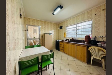 Casa à venda com 401m², 3 quartos e 4 vagas