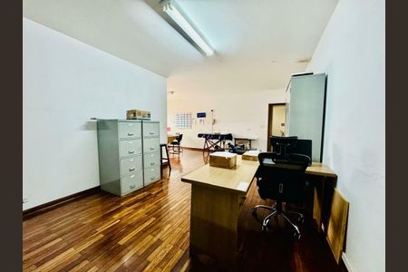 Casa à venda com 401m², 3 quartos e 4 vagas