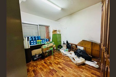 Casa à venda com 401m², 3 quartos e 4 vagas