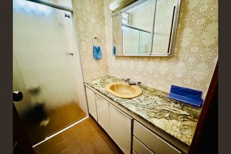 Casa à venda com 401m², 3 quartos e 4 vagas