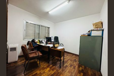 Casa à venda com 401m², 3 quartos e 4 vagas