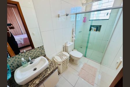 Casa à venda com 3 quartos, 180m² em Sinimbu, Belo Horizonte