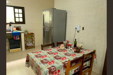 Casa à venda com 3 quartos, 217m² em Piratininga, Niterói