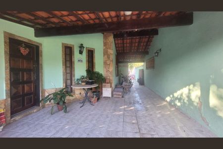 Casa à venda com 3 quartos, 130m² em Piratininga, Niterói