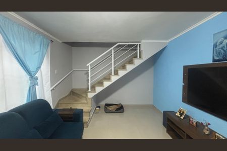 Casa à venda com 131m², 2 quartos e 2 vagasSala