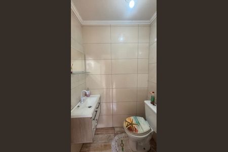 Casa à venda com 131m², 2 quartos e 2 vagasBanheiro de Serviço