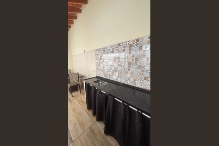 Casa à venda com 131m², 2 quartos e 2 vagasQuintal