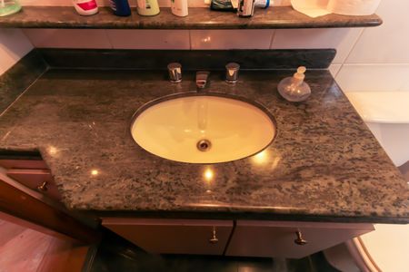 Apartamento à venda com 157m², 3 quartos e 4 vagasBanheiro