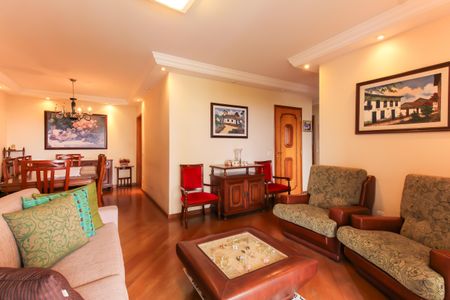 Apartamento à venda com 157m², 3 quartos e 4 vagasSala