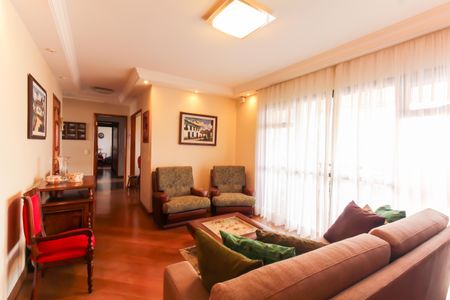 Apartamento à venda com 157m², 3 quartos e 4 vagasSala