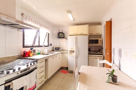 Apartamento à venda com 157m², 3 quartos e 4 vagasCozinha
