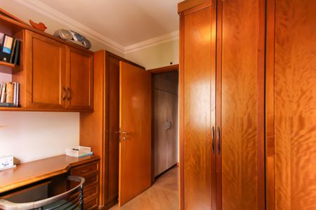 Apartamento à venda com 157m², 3 quartos e 4 vagasQuarto 