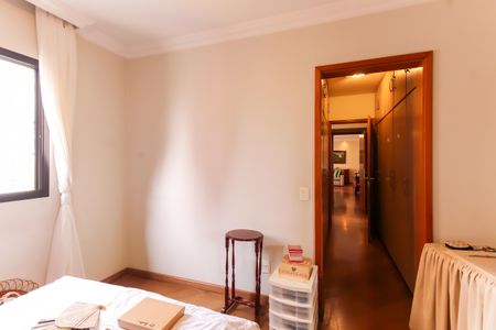 Apartamento à venda com 157m², 3 quartos e 4 vagasSuíte 2