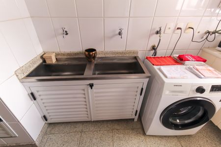 Apartamento à venda com 157m², 3 quartos e 4 vagasÁrea de Serviço