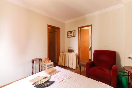 Apartamento à venda com 157m², 3 quartos e 4 vagasSuíte 2