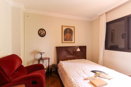 Apartamento à venda com 157m², 3 quartos e 4 vagasSuíte 2