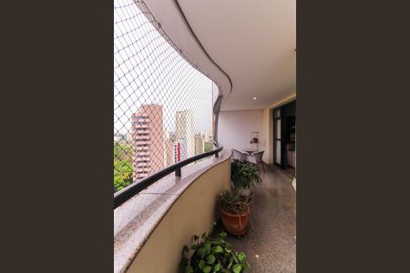 Varanda de apartamento para alugar com 3 quartos, 157m² em Vila Regente Feijó, São Paulo