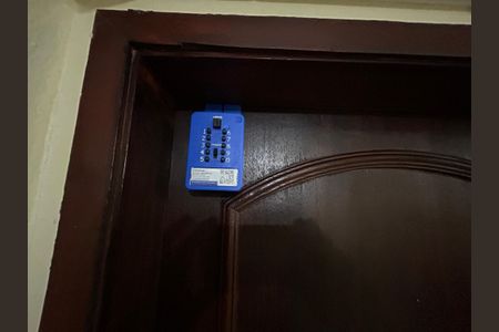 Apartamento para alugar com 72m², 2 quartos e 1 vagaLockbox 