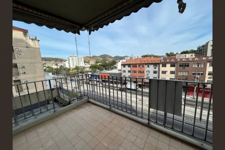 Varanda da sala de apartamento para alugar com 2 quartos, 72m² em Praça Seca, Rio de Janeiro