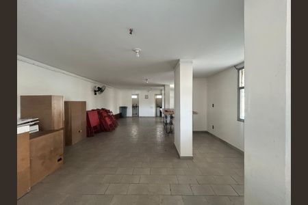 Apartamento para alugar com 72m², 2 quartos e 1 vagaÁrea comum - Salão de festas