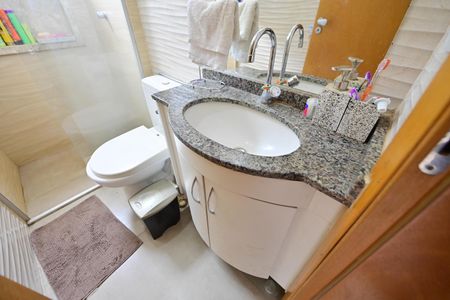 Apartamento para alugar com 81m², 3 quartos e 2 vagasBanheiro Social