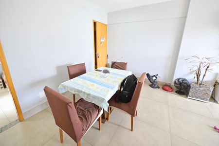 Apartamento para alugar com 81m², 3 quartos e 2 vagasSala