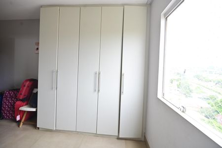 Apartamento para alugar com 81m², 3 quartos e 2 vagasQuarto 2
