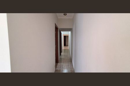 Corredor de casa à venda com 3 quartos, 144m² em Rudge Ramos, São Bernardo do Campo