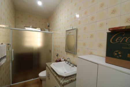 Casa para alugar com 300m², 3 quartos e 3 vagasBanheiro Social