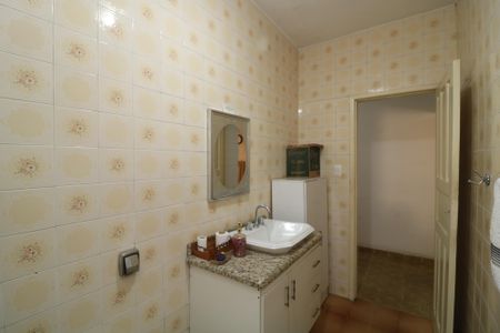 Casa para alugar com 300m², 3 quartos e 3 vagasBanheiro Social