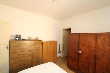 Casa para alugar com 300m², 3 quartos e 3 vagasSuíte