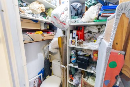 Apartamento à venda com 97m², 3 quartos e 2 vagas Apartamento à venda com 97m², 3 quartos e 2 vagasÁrea de Serviço