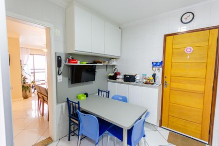 Apartamento à venda com 97m², 3 quartos e 2 vagas Apartamento à venda com 97m², 3 quartos e 2 vagasCozinha