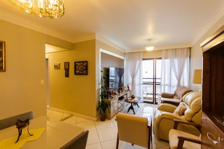 Apartamento à venda com 97m², 3 quartos e 2 vagas Apartamento à venda com 97m², 3 quartos e 2 vagasSala