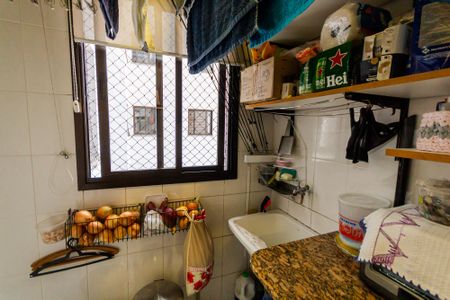 Apartamento à venda com 97m², 3 quartos e 2 vagas Apartamento à venda com 97m², 3 quartos e 2 vagasÁrea de Serviço