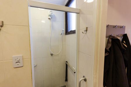 Apartamento à venda com 97m², 3 quartos e 2 vagas Apartamento à venda com 97m², 3 quartos e 2 vagasBanheiro da Suíte