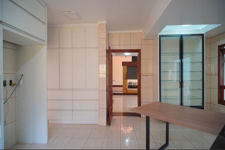 Casa à venda com 459m², 3 quartos e 6 vagasCozinha