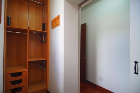 Casa à venda com 459m², 3 quartos e 6 vagascloset da suite 1