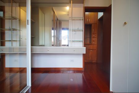 Casa à venda com 459m², 3 quartos e 6 vagasQuarto