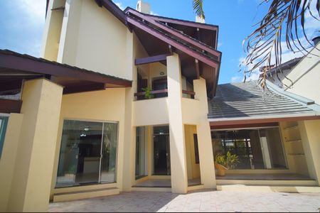 Casa à venda com 459m², 3 quartos e 6 vagasÁrea externa