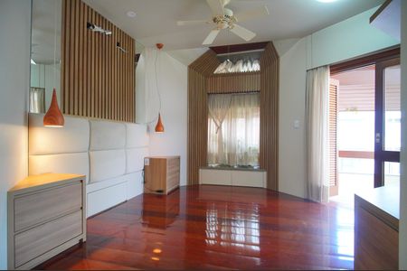 Casa à venda com 459m², 3 quartos e 6 vagasSuíte 1