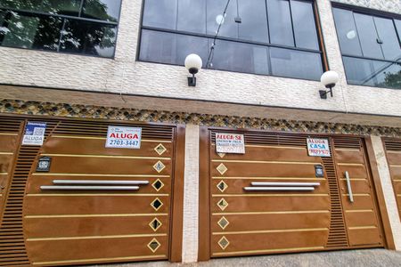 Casa para alugar com 80m², 2 quartos e sem vaga Casa para alugar com 80m², 2 quartos e sem vagaFachada