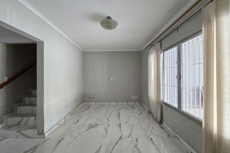 Casa para alugar com 267m², 4 quartos e 3 vagasSala