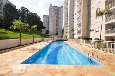 Apartamento à venda com 82m², 2 quartos e 1 vaga Apartamento à venda com 82m², 2 quartos e 1 vagaÁrea comum - Piscina