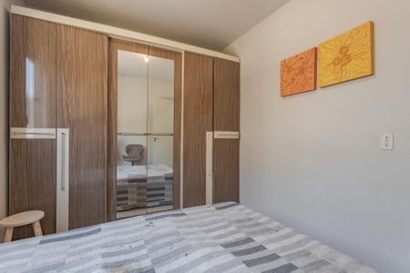 Quarto 1 de apartamento à venda com 2 quartos, 67m² em Humaitá, Porto Alegre