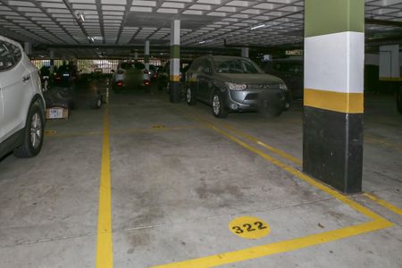 Garagem 2 vagas de apartamento à venda com 3 quartos, 200m² em Vila Leopoldina, São Paulo