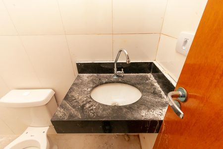 Apartamento para alugar com 41m², 2 quartos e sem vagaBanheiro