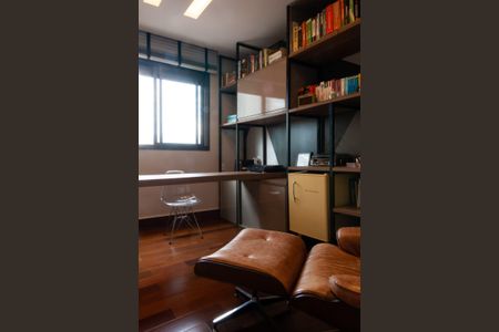 Apartamento à venda com 154m², 4 quartos e 4 vagasQuarto 2