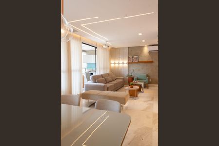 Apartamento à venda com 154m², 4 quartos e 4 vagasSala